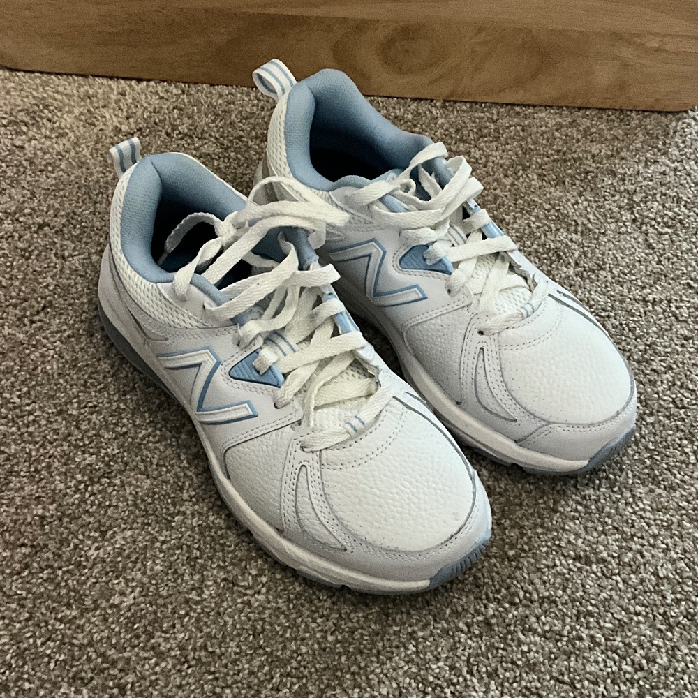 Women’s New Balance 857